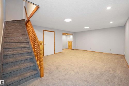 12411 94 Street, Edmonton, AB - Indoor Photo Showing Other Room