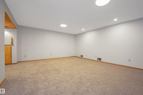 12411 94 Street, Edmonton, AB - Indoor Photo Showing Other Room