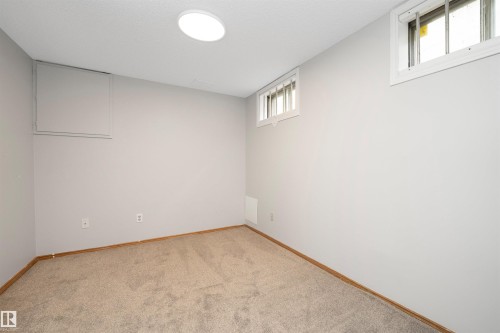 12411 94 Street, Edmonton, AB - Indoor Photo Showing Other Room