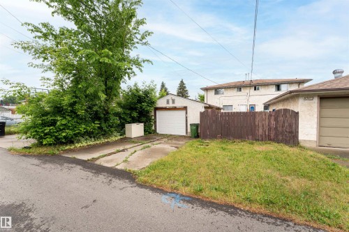 12411 94 Street, Edmonton, AB - Outdoor