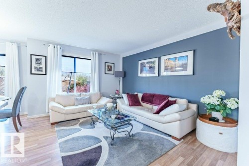 5806 1A Avenue, Edmonton, AB - Indoor Photo Showing Living Room