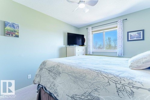 5806 1A Avenue, Edmonton, AB - Indoor Photo Showing Bedroom