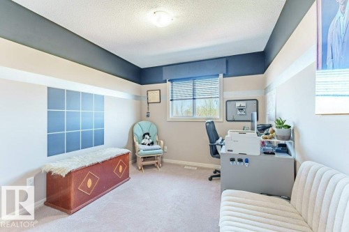 5806 1A Avenue, Edmonton, AB - Indoor Photo Showing Bedroom