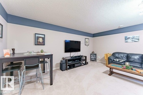 5806 1A Avenue, Edmonton, AB - Indoor Photo Showing Other Room