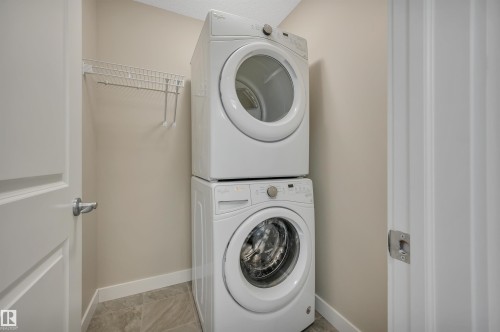 8 1530 Tamarack Boulevard, Edmonton, AB - Indoor Photo Showing Laundry Room