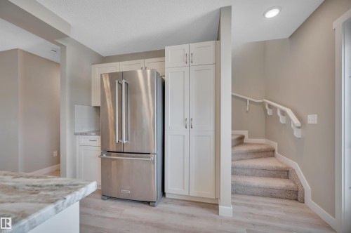 8 1530 Tamarack Boulevard, Edmonton, AB - Indoor