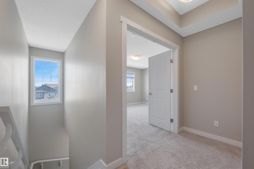 8 1530 Tamarack Boulevard, Edmonton, AB - Indoor Photo Showing Other Room