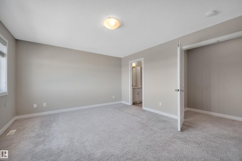 8 1530 Tamarack Boulevard, Edmonton, AB - Indoor Photo Showing Other Room