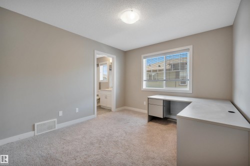 8 1530 Tamarack Boulevard, Edmonton, AB - Indoor Photo Showing Other Room