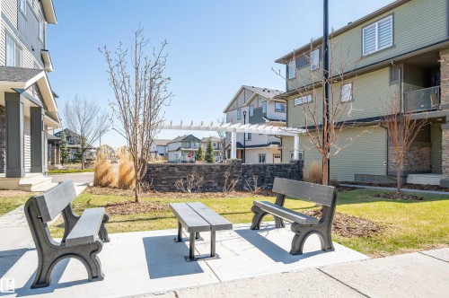 8 1530 Tamarack Boulevard, Edmonton, AB - Outdoor