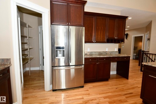 67 Shores Drive, Leduc, AB - Indoor Photo Showing Kitchen