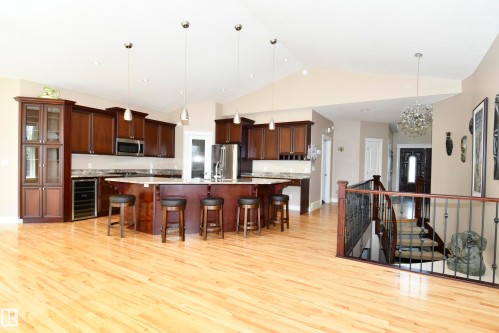67 Shores Drive, Leduc, AB - Indoor Photo Showing Other Room