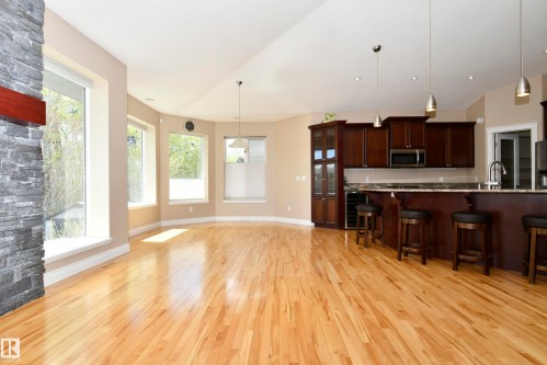 67 Shores Drive, Leduc, AB - Indoor Photo Showing Kitchen