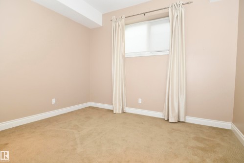 67 Shores Drive, Leduc, AB - Indoor Photo Showing Other Room