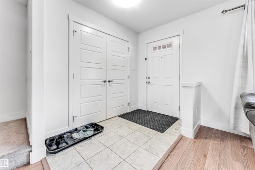 1536 21 Street, Edmonton, AB - Indoor Photo Showing Other Room