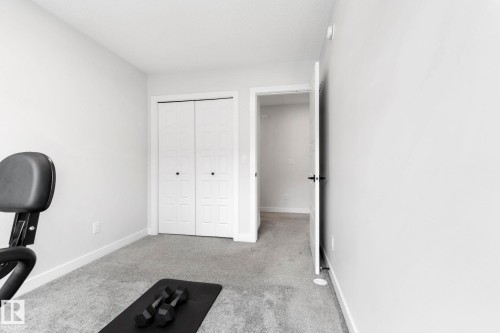 163 804 Welsh Drive, Edmonton, AB - Indoor