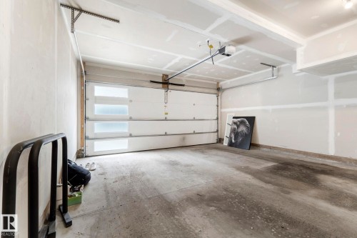 163 804 Welsh Drive, Edmonton, AB - Indoor Photo Showing Garage