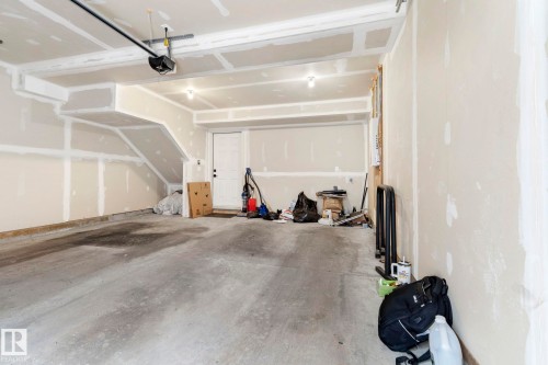 163 804 Welsh Drive, Edmonton, AB - Indoor Photo Showing Garage