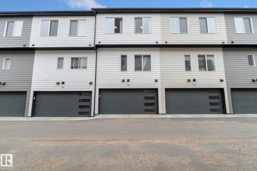 163 804 Welsh Drive, Edmonton, AB - Outdoor