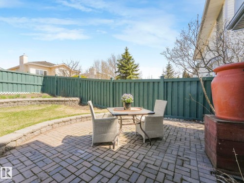 1060 Wedgewood Boulevard, Edmonton, AB - Outdoor