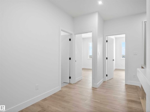 731 30 Street, Edmonton, AB - Indoor Photo Showing Other Room