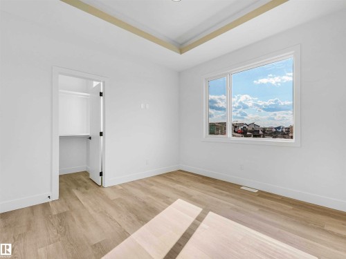 731 30 Street, Edmonton, AB - Indoor Photo Showing Other Room