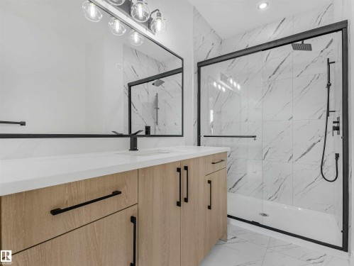 731 30 Street, Edmonton, AB - Indoor