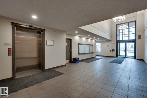 3104 9351 Simpson Drive, Edmonton, AB - Indoor Photo Showing Other Room