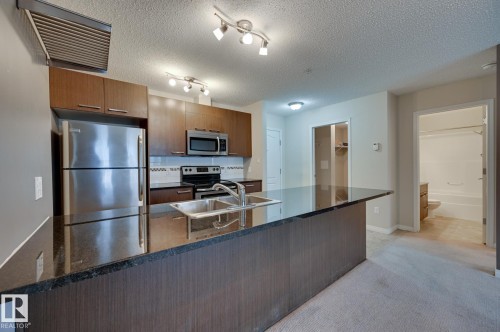 3104 9351 Simpson Drive, Edmonton, AB - Indoor Photo Showing Kitchen With Double Sink
