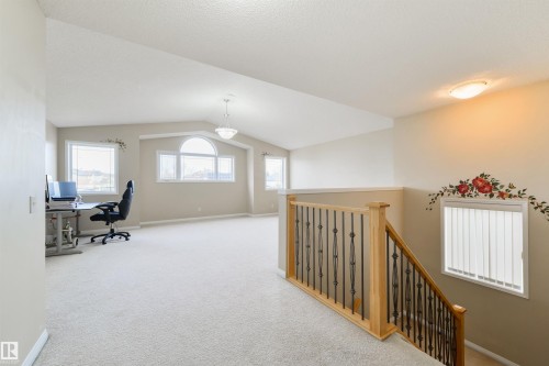 1215 Ormsby Lane, Edmonton, AB - Indoor Photo Showing Other Room