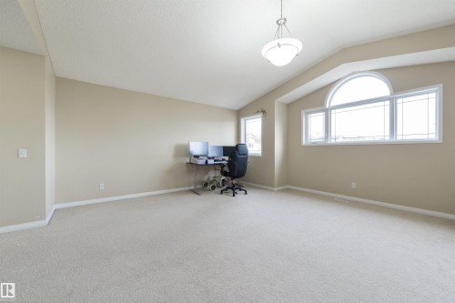 1215 Ormsby Lane, Edmonton, AB - Indoor