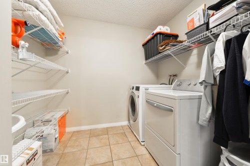 1215 Ormsby Lane, Edmonton, AB - Indoor
