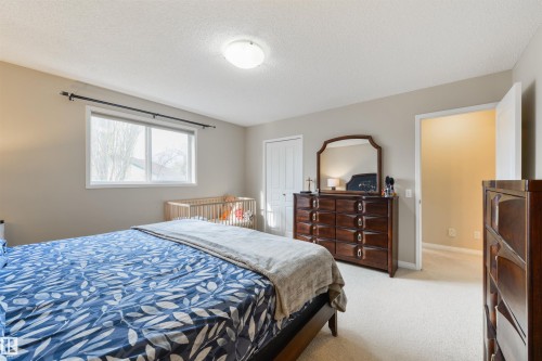 1215 Ormsby Lane, Edmonton, AB - Indoor Photo Showing Bedroom