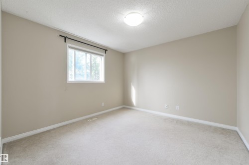 1215 Ormsby Lane, Edmonton, AB - Indoor Photo Showing Other Room