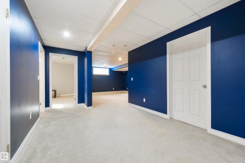 1215 Ormsby Lane, Edmonton, AB - Indoor Photo Showing Other Room