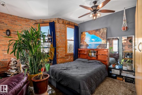 204 10141 95 Street, Edmonton, AB - Indoor Photo Showing Bedroom