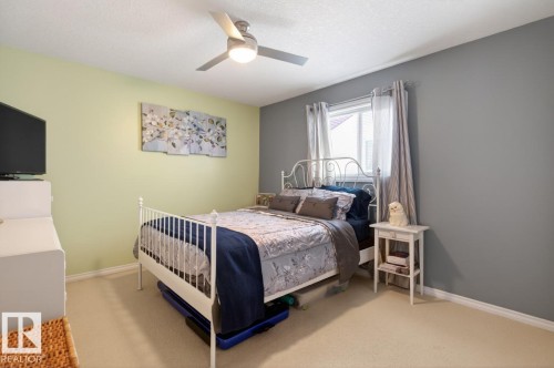 13419 140 Avenue, Edmonton, AB - Indoor Photo Showing Bedroom