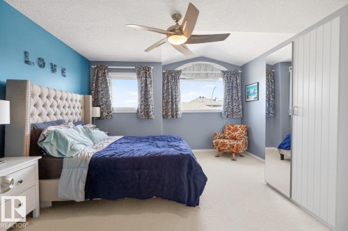 13419 140 Avenue, Edmonton, AB - Indoor Photo Showing Bedroom