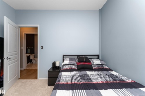 303 9828 112 Street, Edmonton, AB - Indoor Photo Showing Bedroom