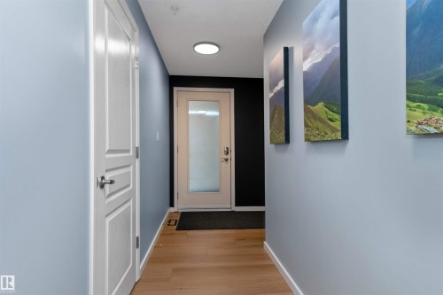303 9828 112 Street, Edmonton, AB - Indoor Photo Showing Other Room