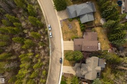 206 WOLF WILLOW Crescent  Edmonton, AB T5T 1T2