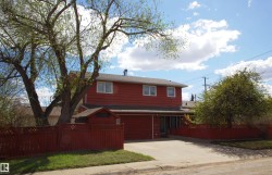 12137 50 Street  Edmonton, AB T5W 3C6