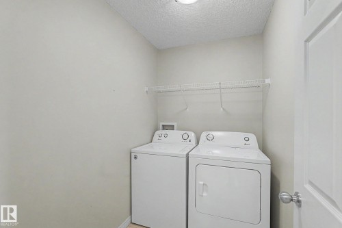 1747 Chapman Way, Edmonton, AB - Indoor Photo Showing Laundry Room