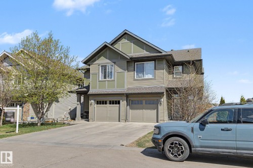 1747 Chapman Way, Edmonton, AB - Outdoor With Facade