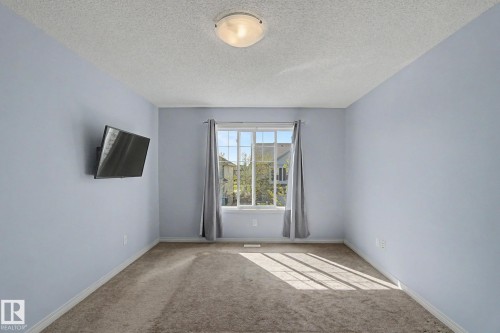 1747 Chapman Way, Edmonton, AB - Indoor Photo Showing Other Room