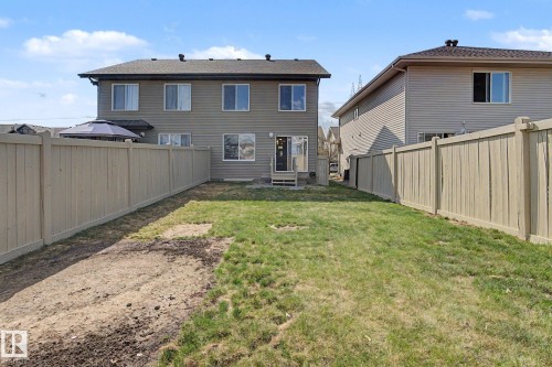 1747 Chapman Way, Edmonton, AB - Outdoor