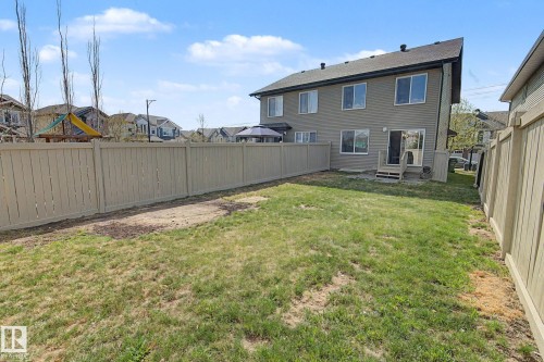 1747 Chapman Way, Edmonton, AB - Outdoor