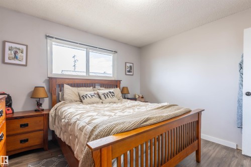 10379 108 Avenue, Westlock, AB - Indoor Photo Showing Bedroom
