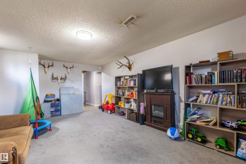 10379 108 Avenue, Westlock, AB - Indoor