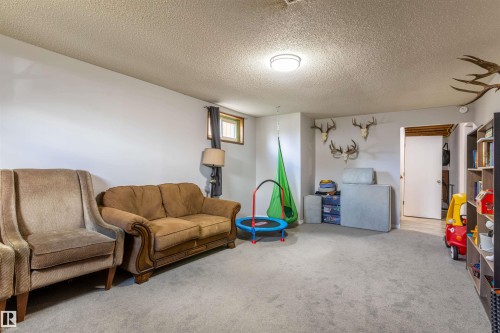 10379 108 Avenue, Westlock, AB - Indoor